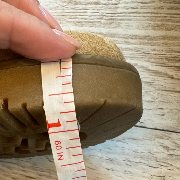 Sonoma Hadley Wedge Ankle Boots Banana Taupe 6.5 - Picture 9 of 9